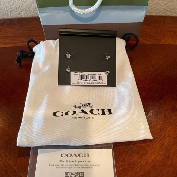 New Coach Signature C & Crystal Stud Earrings - Picture 4 of 5